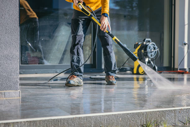 Best Gutter Cleaning  in Crescent City, CA